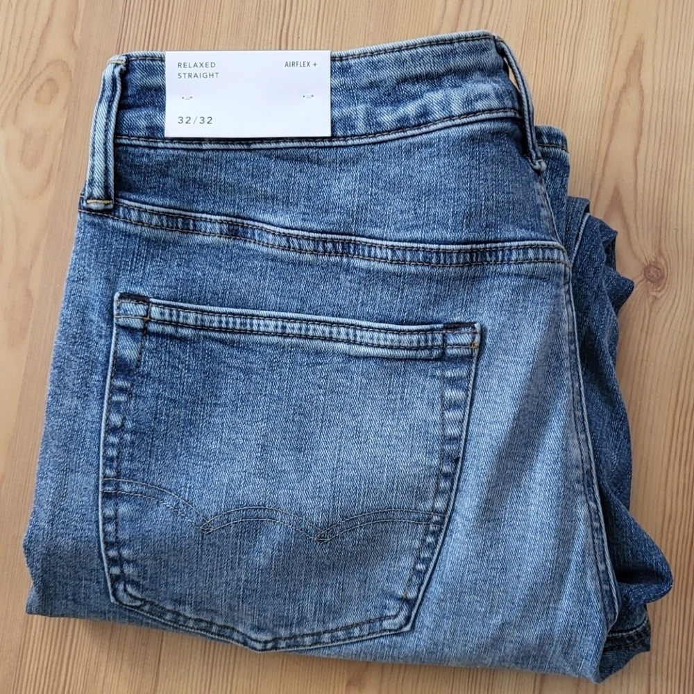 MENS brand new American eagle airflex relaxed straight Jean 32/32